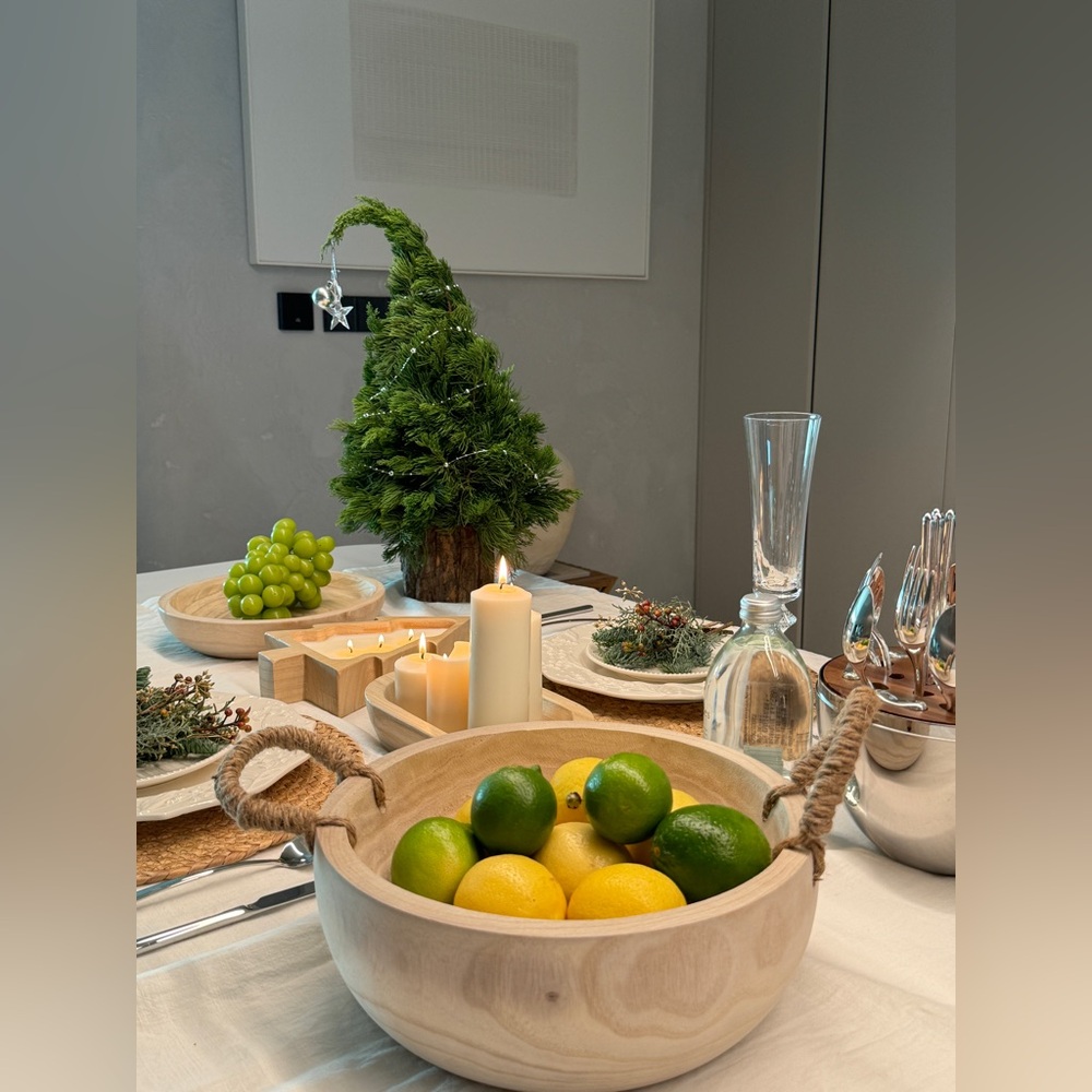 Wooden Plates And Candle 4pcs Set Unscented